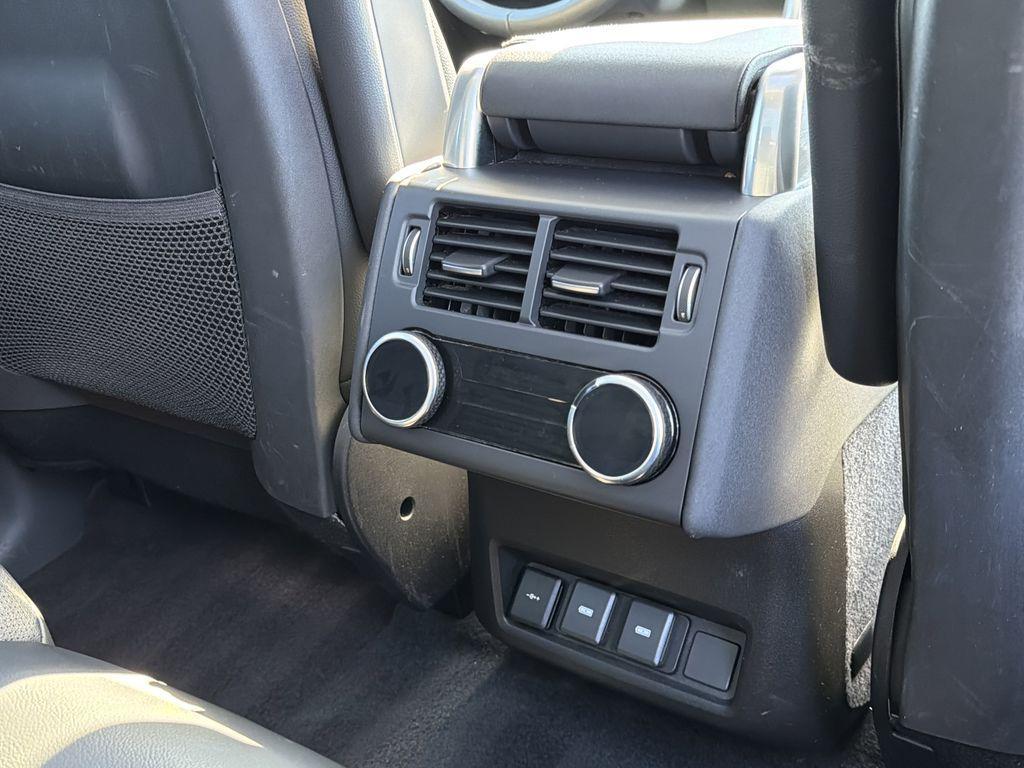 used 2024 Land Rover Discovery car, priced at $31,000