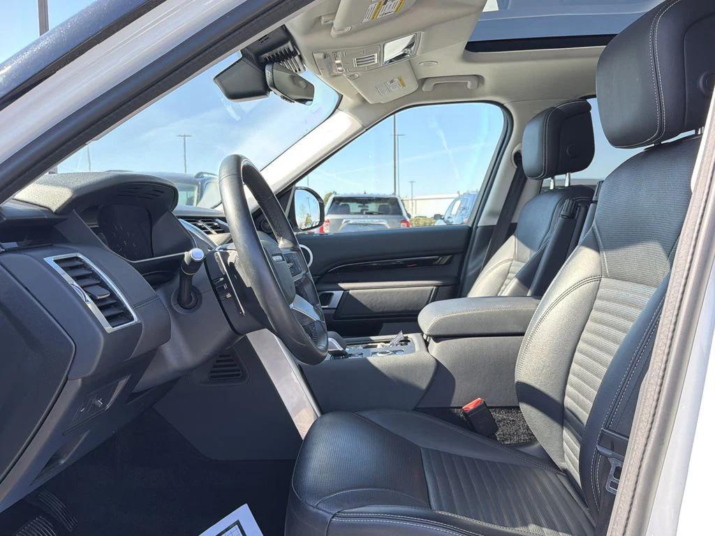 used 2024 Land Rover Discovery car, priced at $31,000