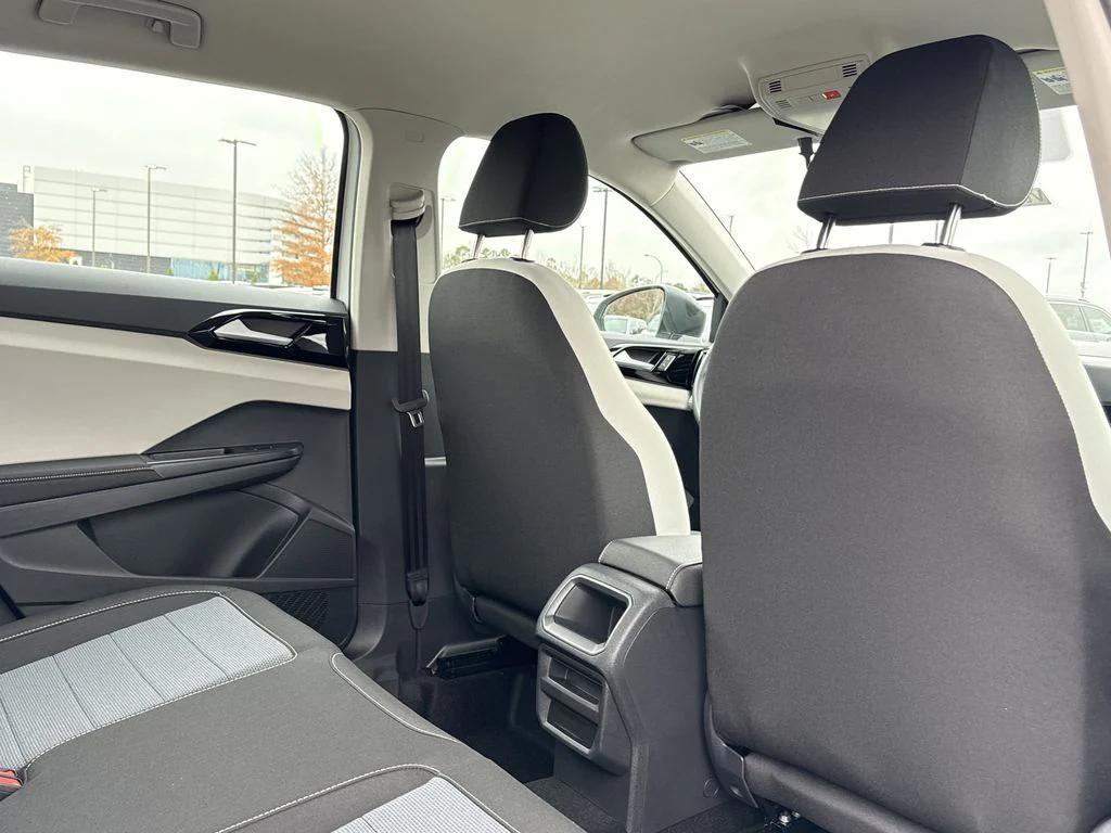 new 2026 Volkswagen Taos car, priced at $28,047