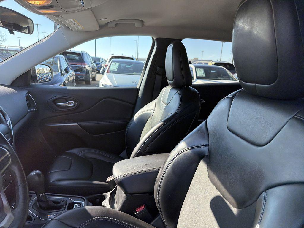 used 2019 Jeep Cherokee car, priced at $13,500