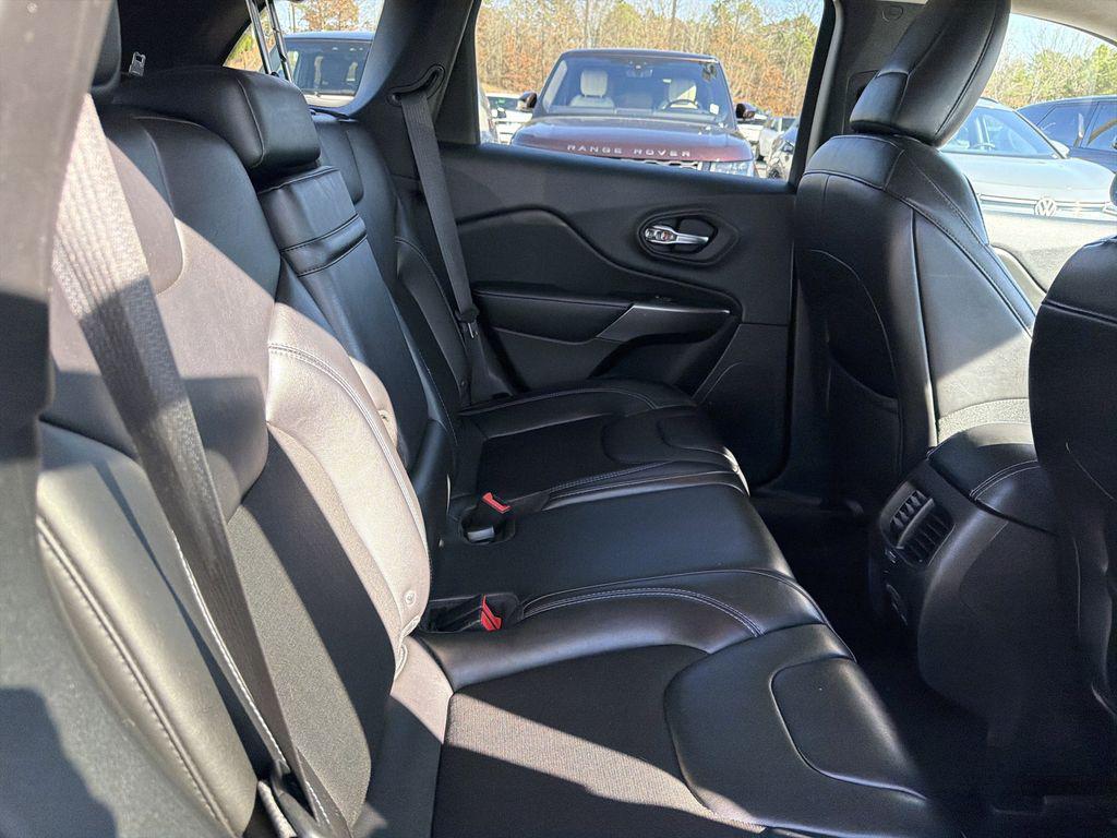 used 2019 Jeep Cherokee car, priced at $13,500