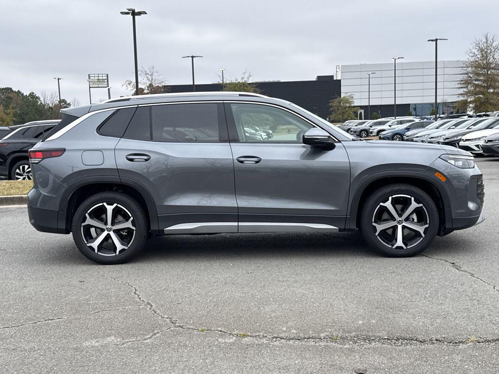 new 2026 Volkswagen Tiguan car, priced at $35,911