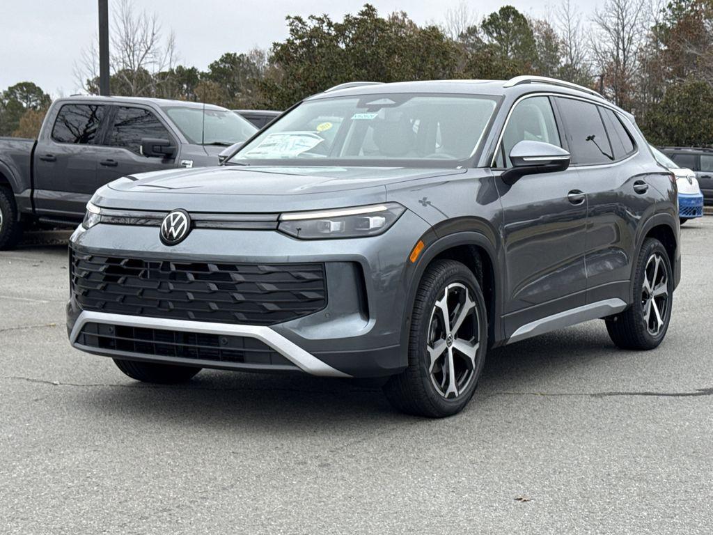 new 2026 Volkswagen Tiguan car, priced at $35,911