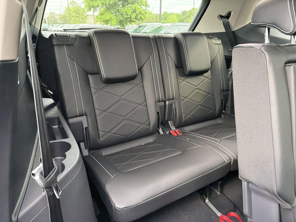 new 2026 Volkswagen Atlas car, priced at $45,590