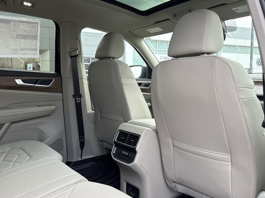 new 2026 Volkswagen Atlas car, priced at $46,589