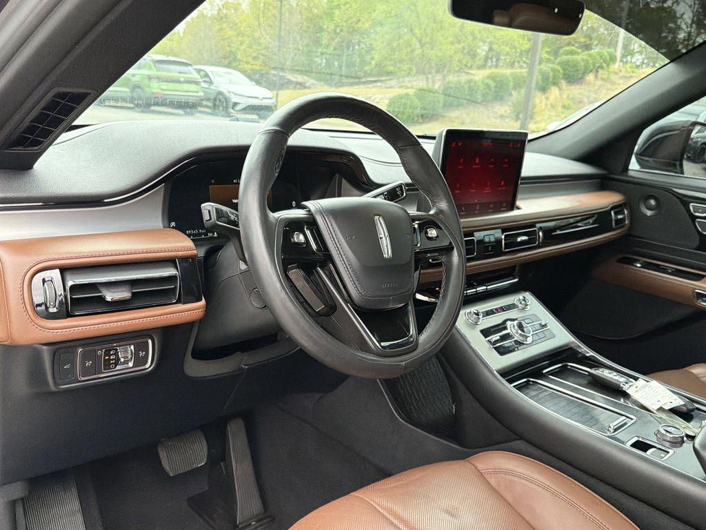 used 2022 Lincoln Aviator car, priced at $35,000