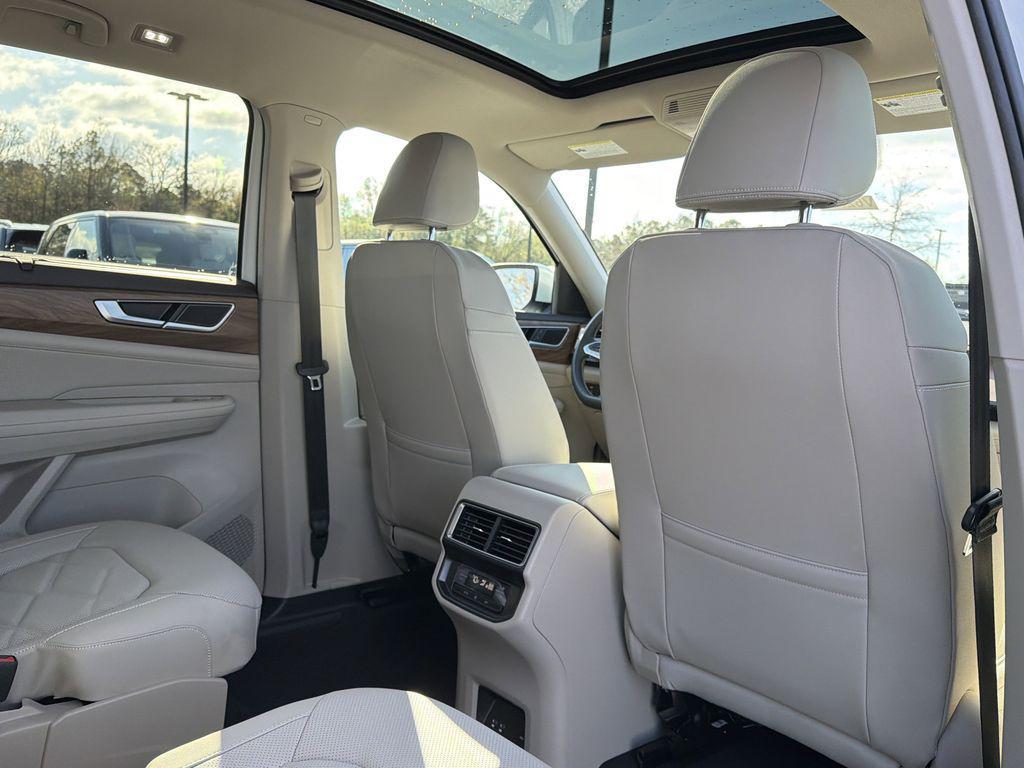 new 2026 Volkswagen Atlas car, priced at $47,220