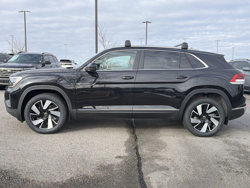 new 2026 Volkswagen Atlas Cross Sport car, priced at $49,625