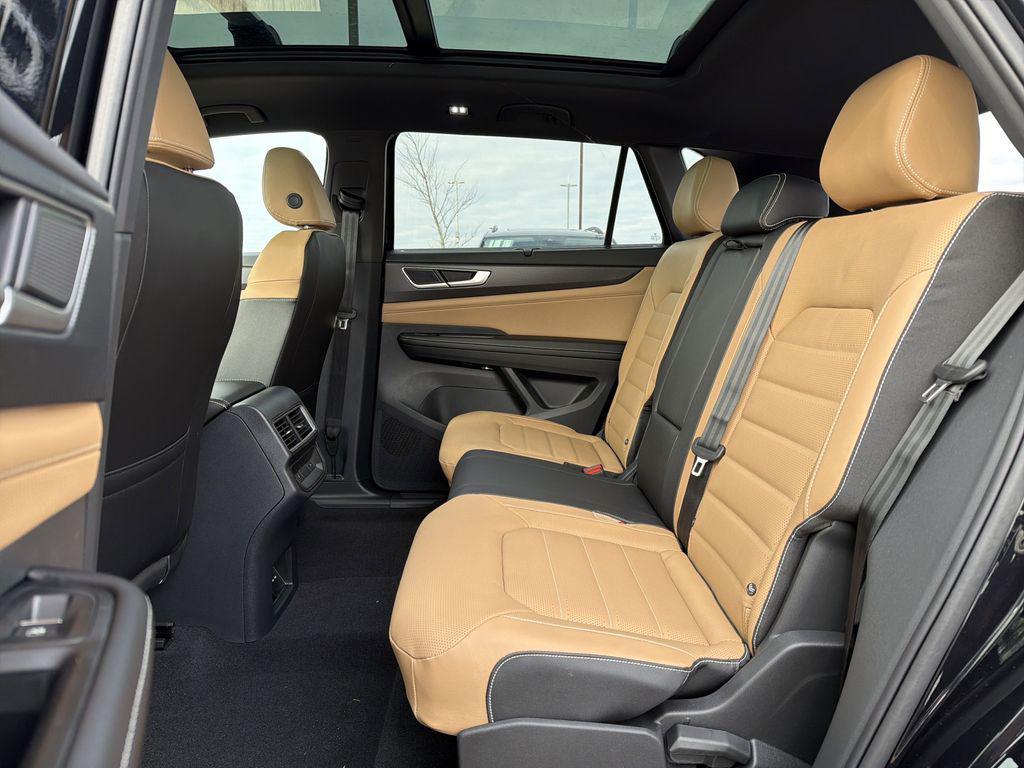 new 2026 Volkswagen Atlas Cross Sport car, priced at $49,625