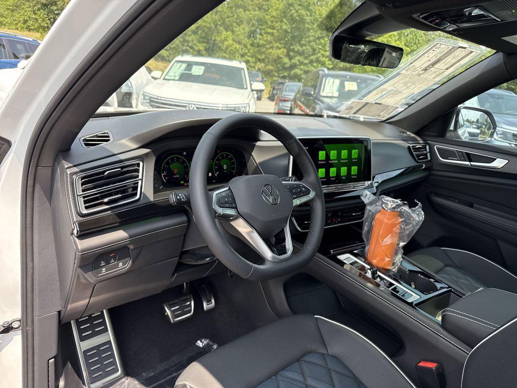 new 2025 Volkswagen Atlas Cross Sport car, priced at $52,500