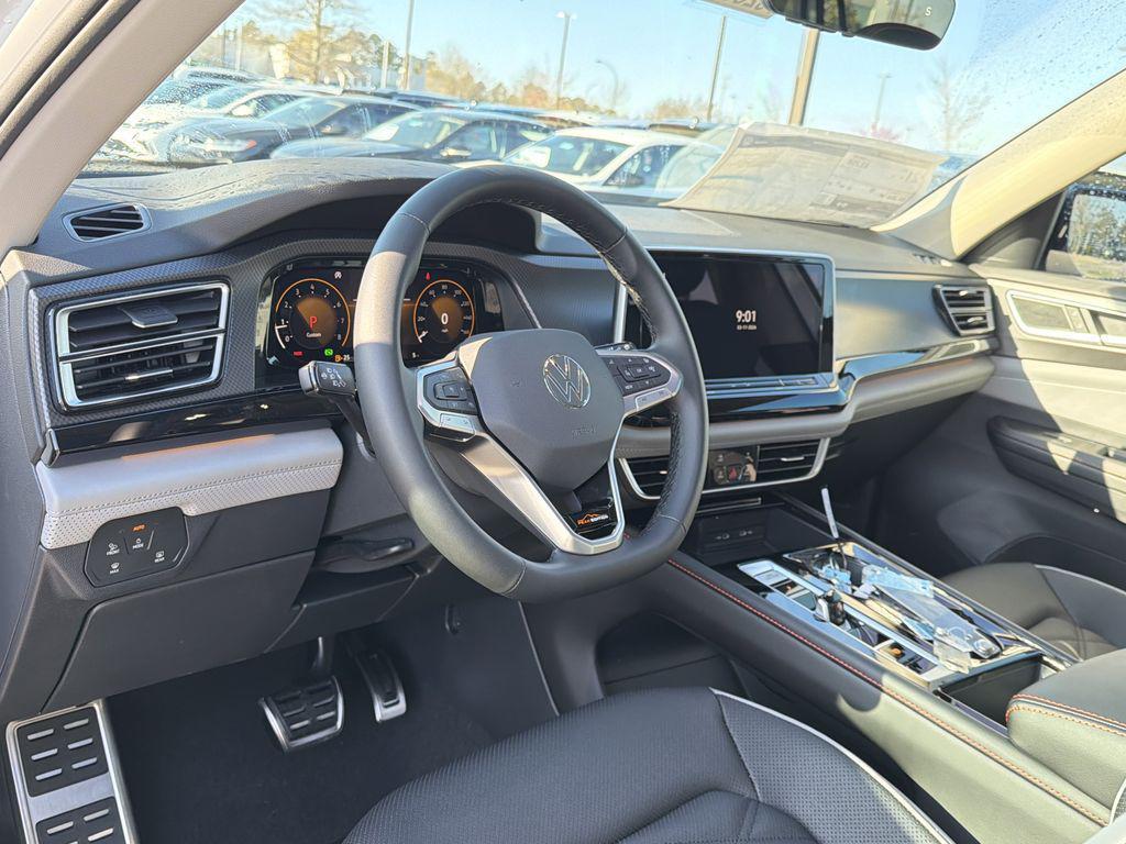 new 2026 Volkswagen Atlas car, priced at $49,288