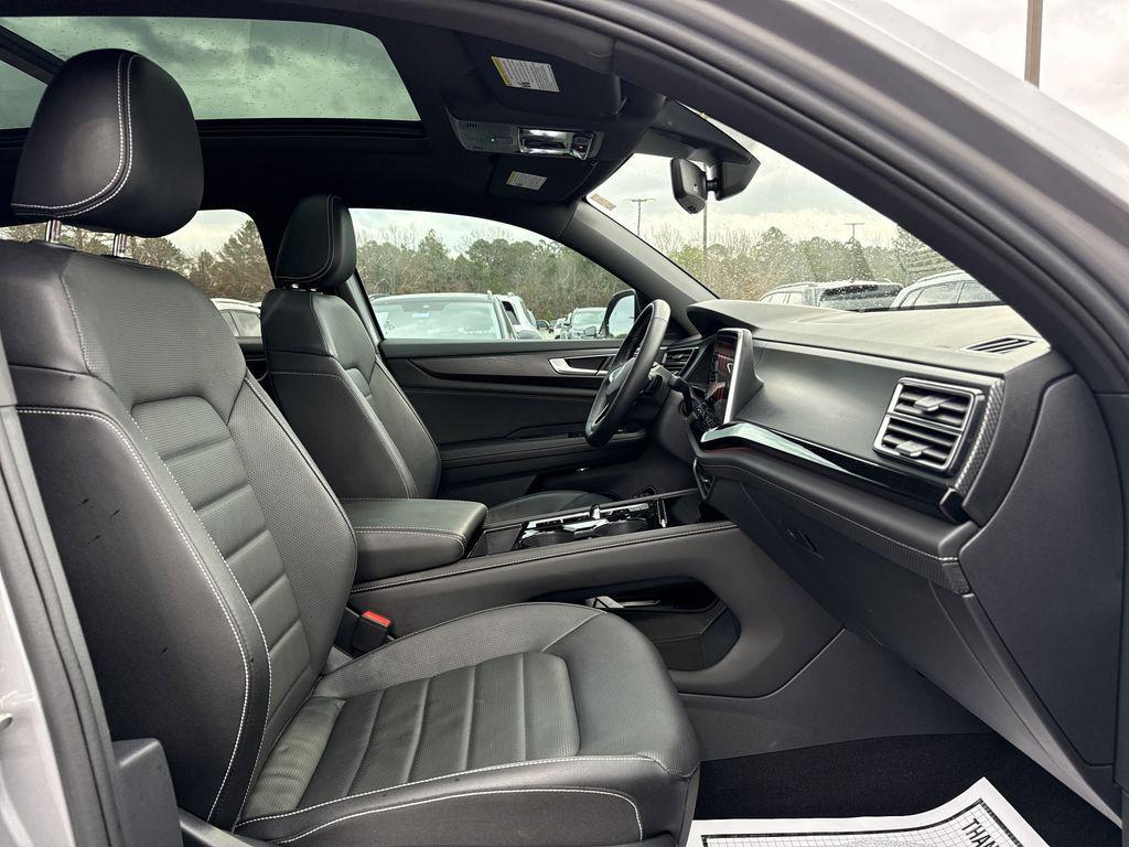 used 2025 Volkswagen Atlas Cross Sport car, priced at $38,500