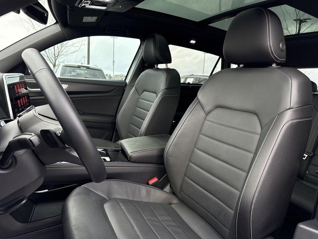 used 2025 Volkswagen Atlas Cross Sport car, priced at $38,500