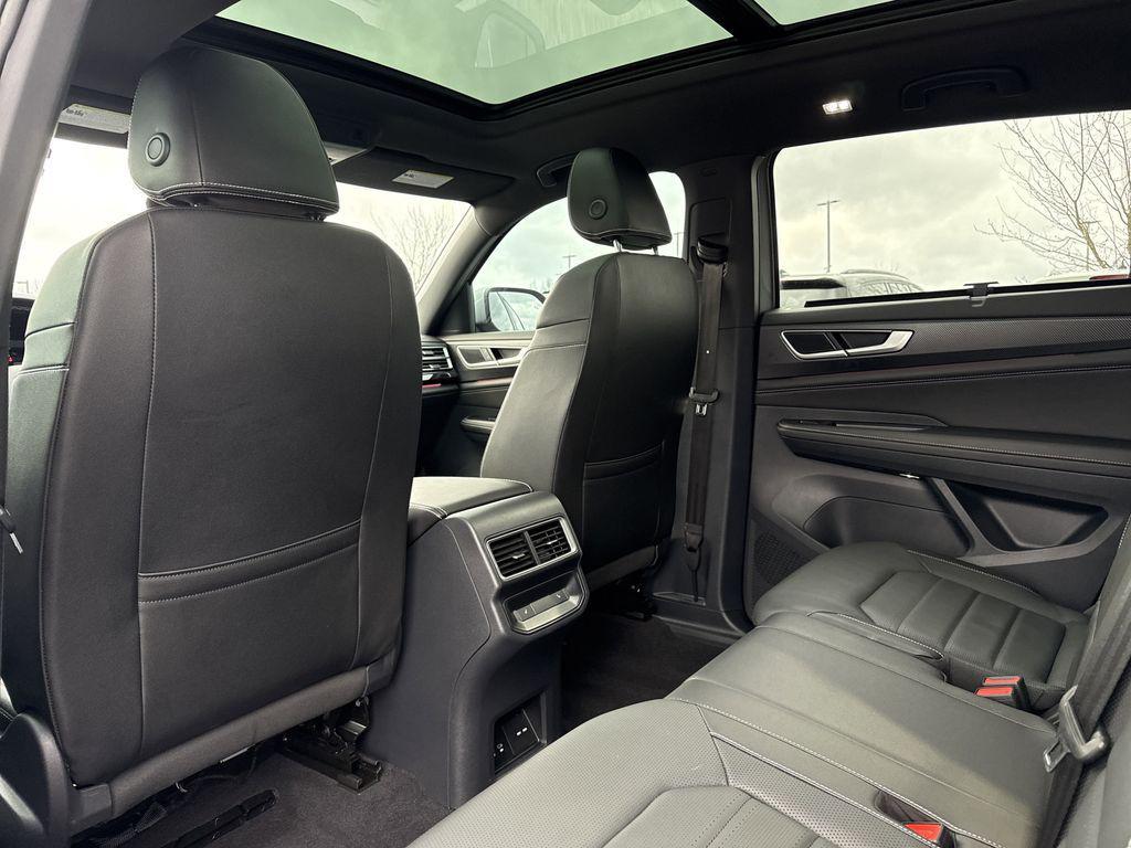 used 2025 Volkswagen Atlas Cross Sport car, priced at $38,500