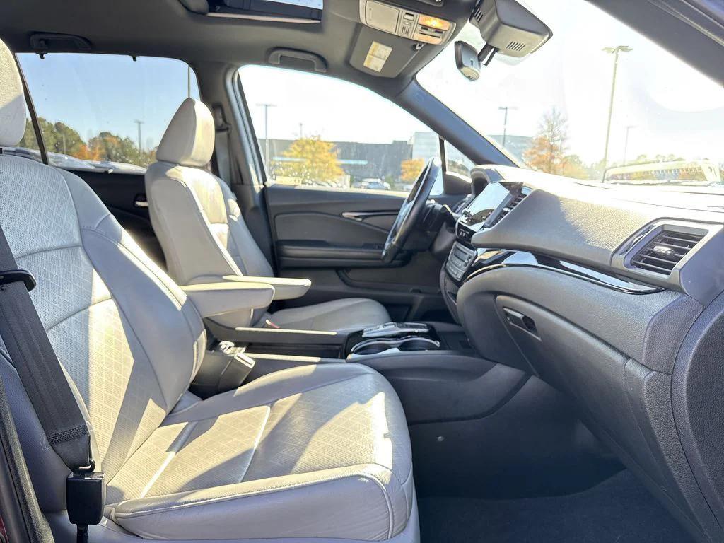 used 2020 Honda Passport car, priced at $24,000