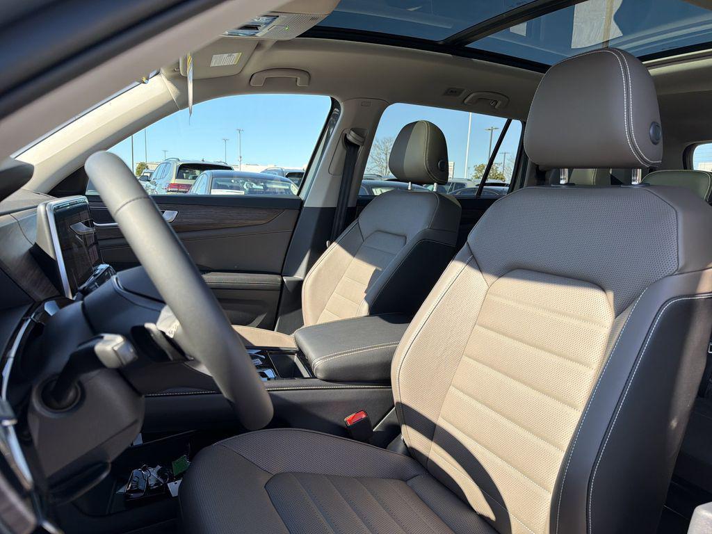 new 2026 Volkswagen Atlas car, priced at $50,773
