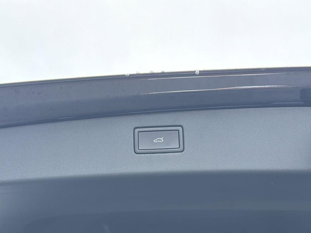 new 2026 Volkswagen Tiguan car, priced at $38,403