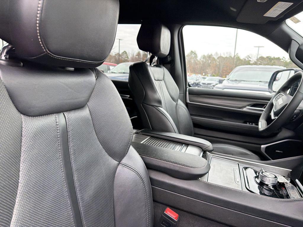 used 2024 Jeep Wagoneer L car, priced at $37,000