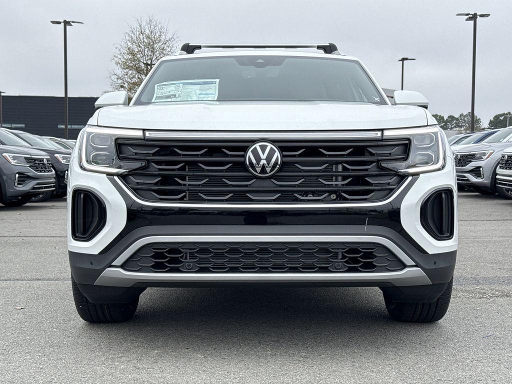new 2026 Volkswagen Atlas Cross Sport car, priced at $45,911