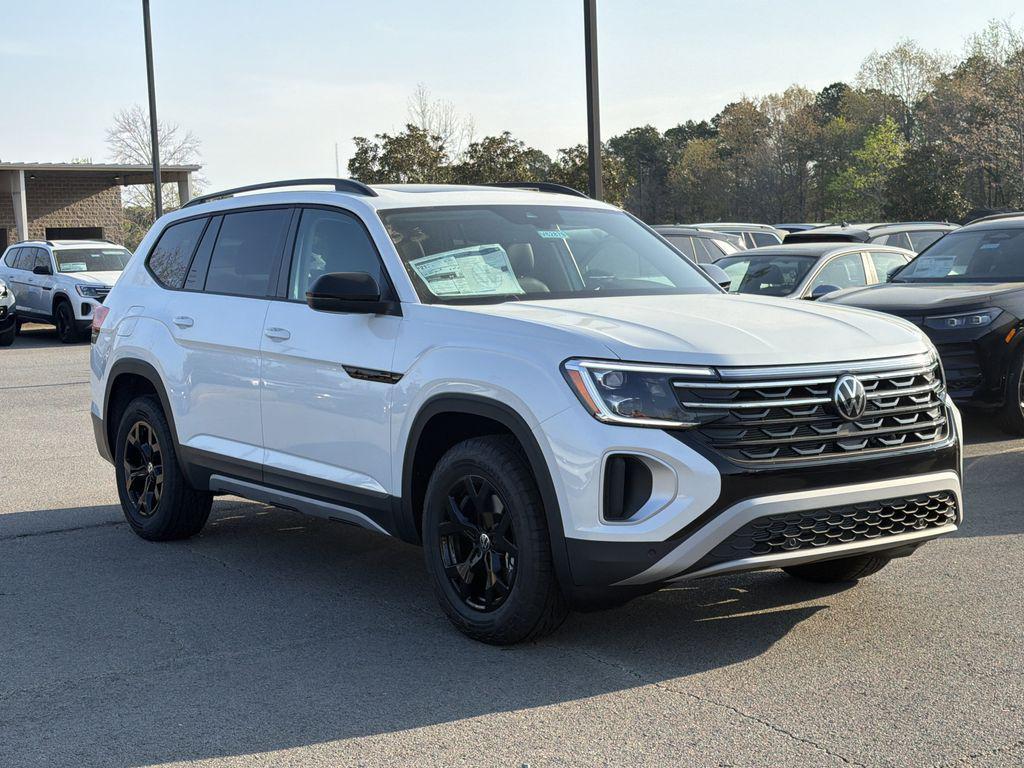 new 2026 Volkswagen Atlas car, priced at $49,862