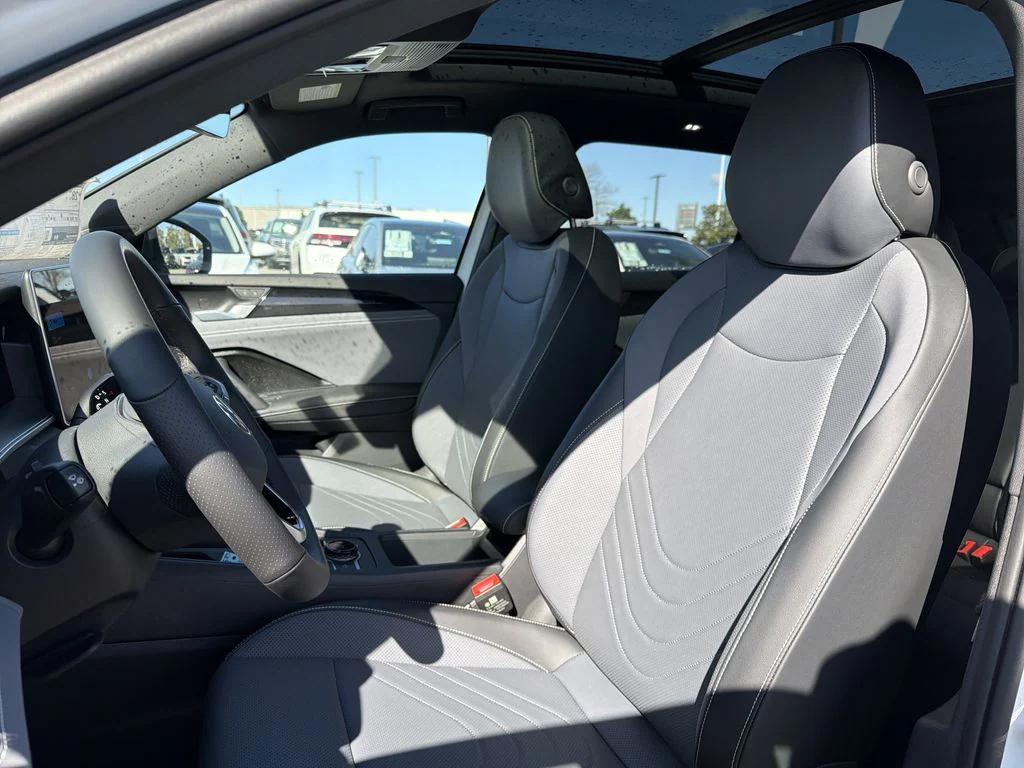 new 2026 Volkswagen Tiguan car, priced at $40,576