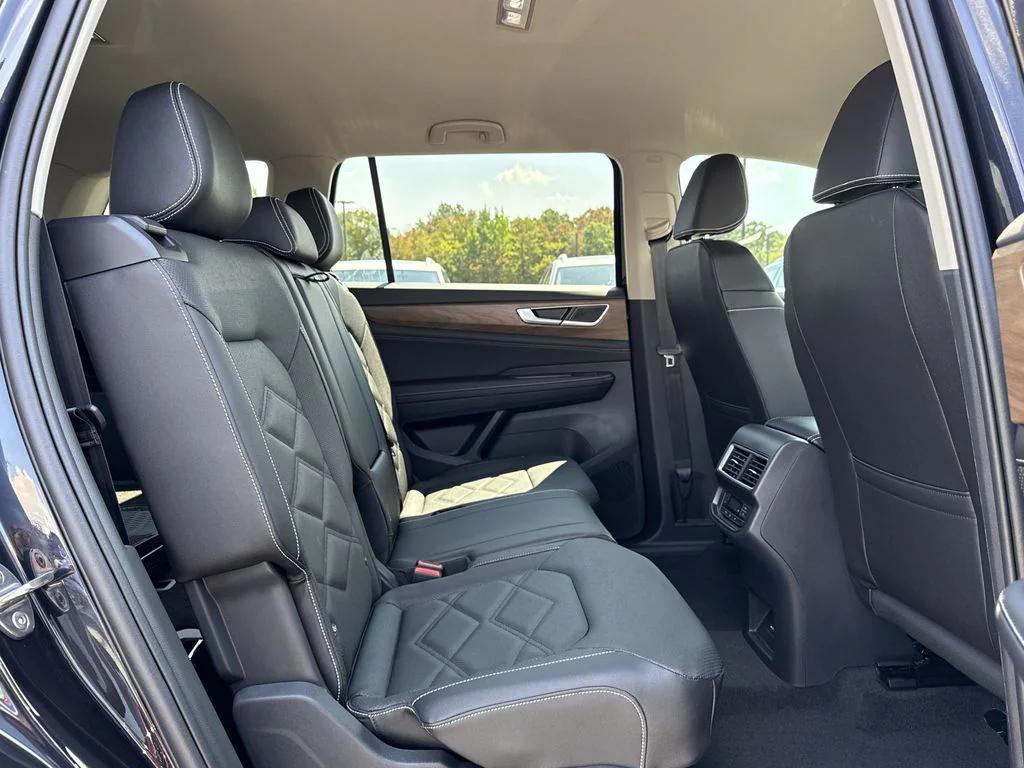 new 2026 Volkswagen Atlas car, priced at $40,036
