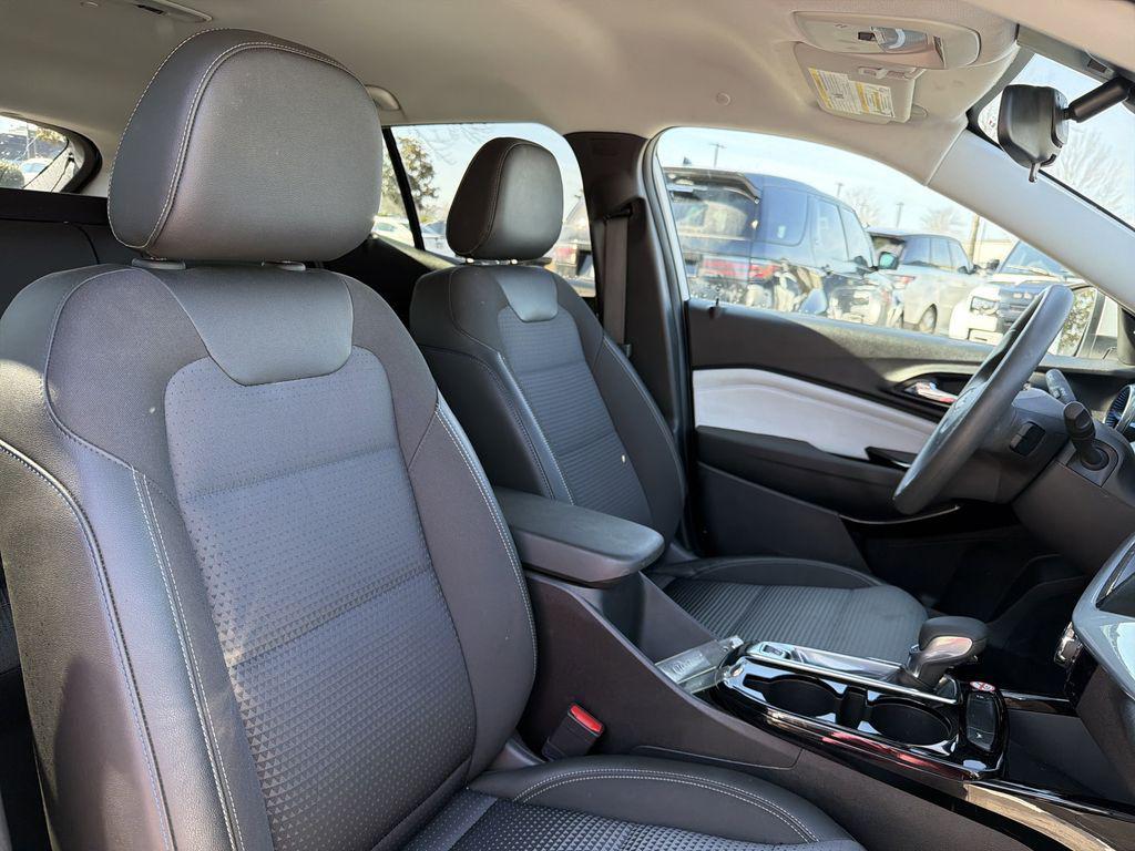 used 2025 Chevrolet Trax car, priced at $20,000