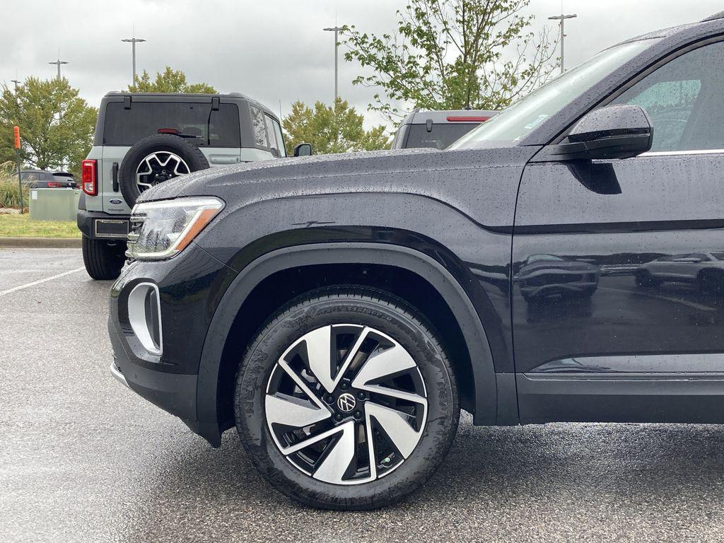 new 2026 Volkswagen Atlas car, priced at $46,271