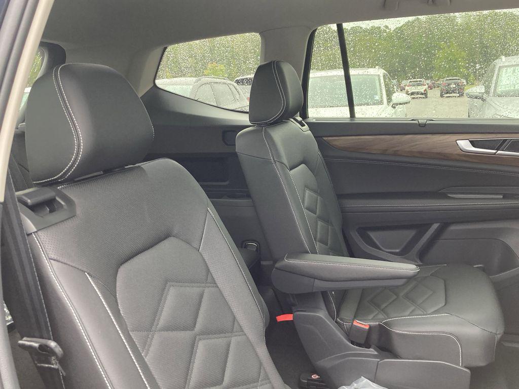 new 2026 Volkswagen Atlas car, priced at $46,271