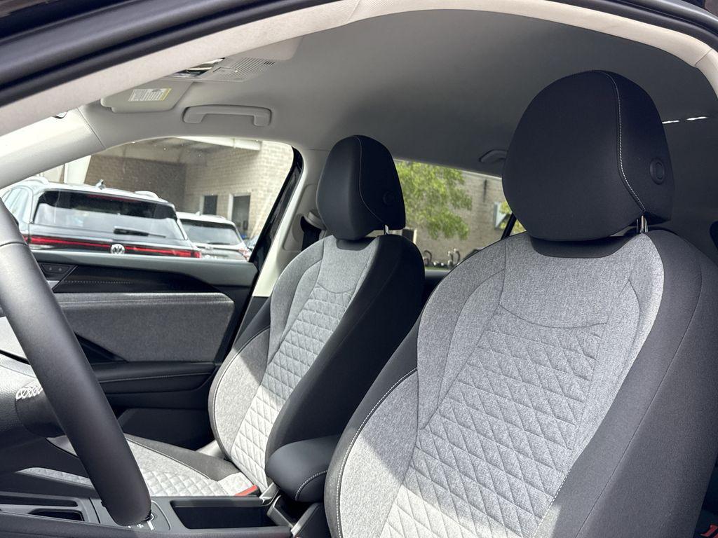 new 2025 Volkswagen Tiguan car, priced at $29,350