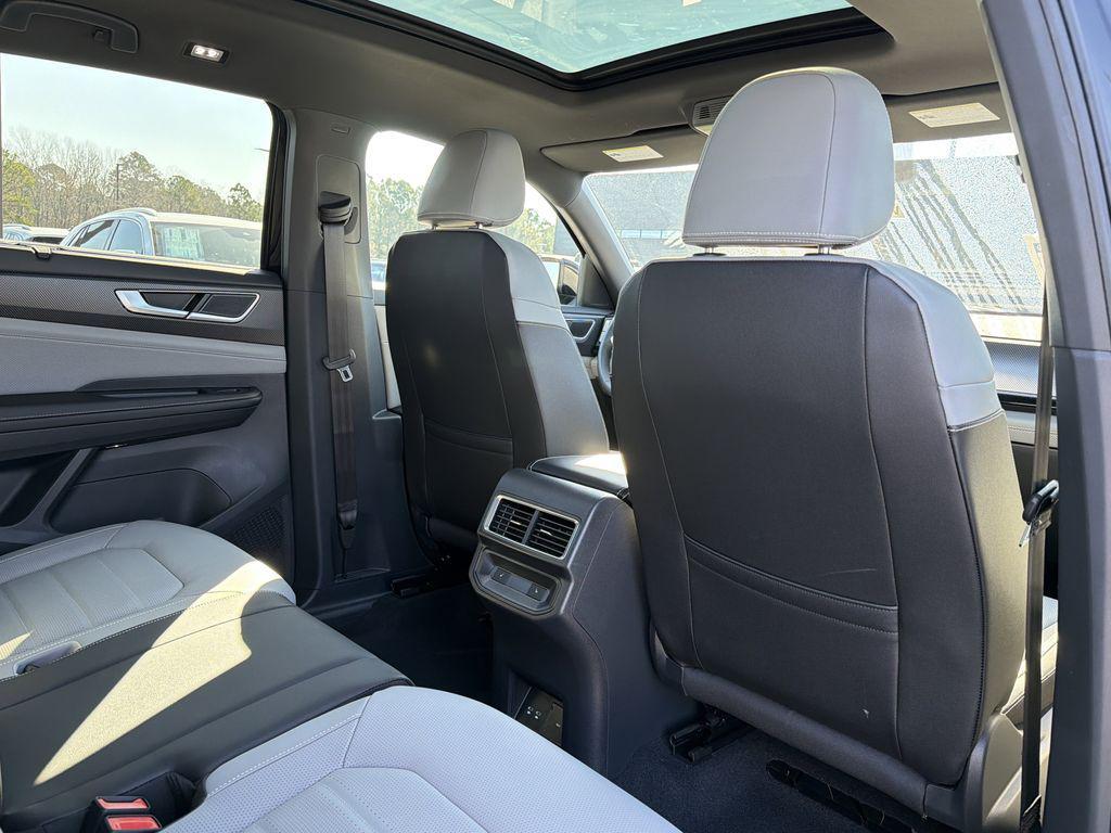 new 2026 Volkswagen Atlas Cross Sport car, priced at $51,509