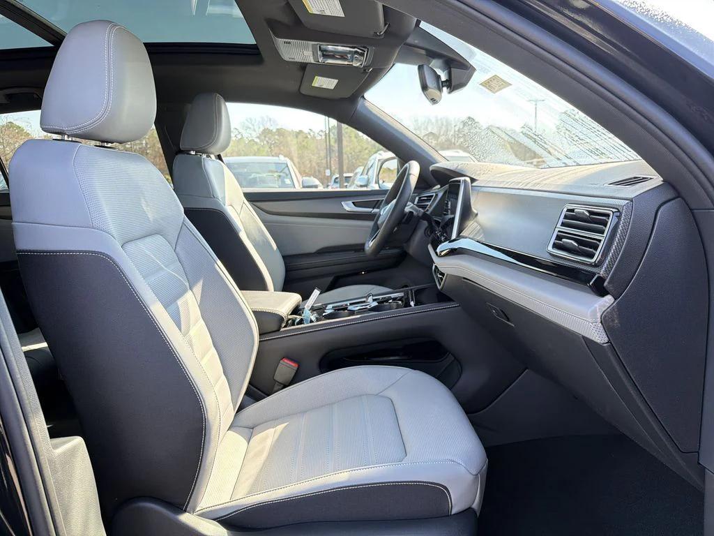 new 2026 Volkswagen Atlas Cross Sport car, priced at $51,509