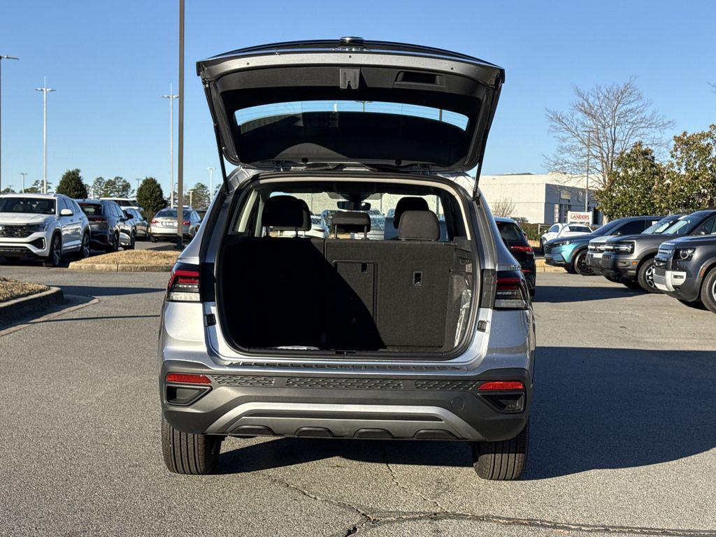 new 2026 Volkswagen Taos car, priced at $28,047