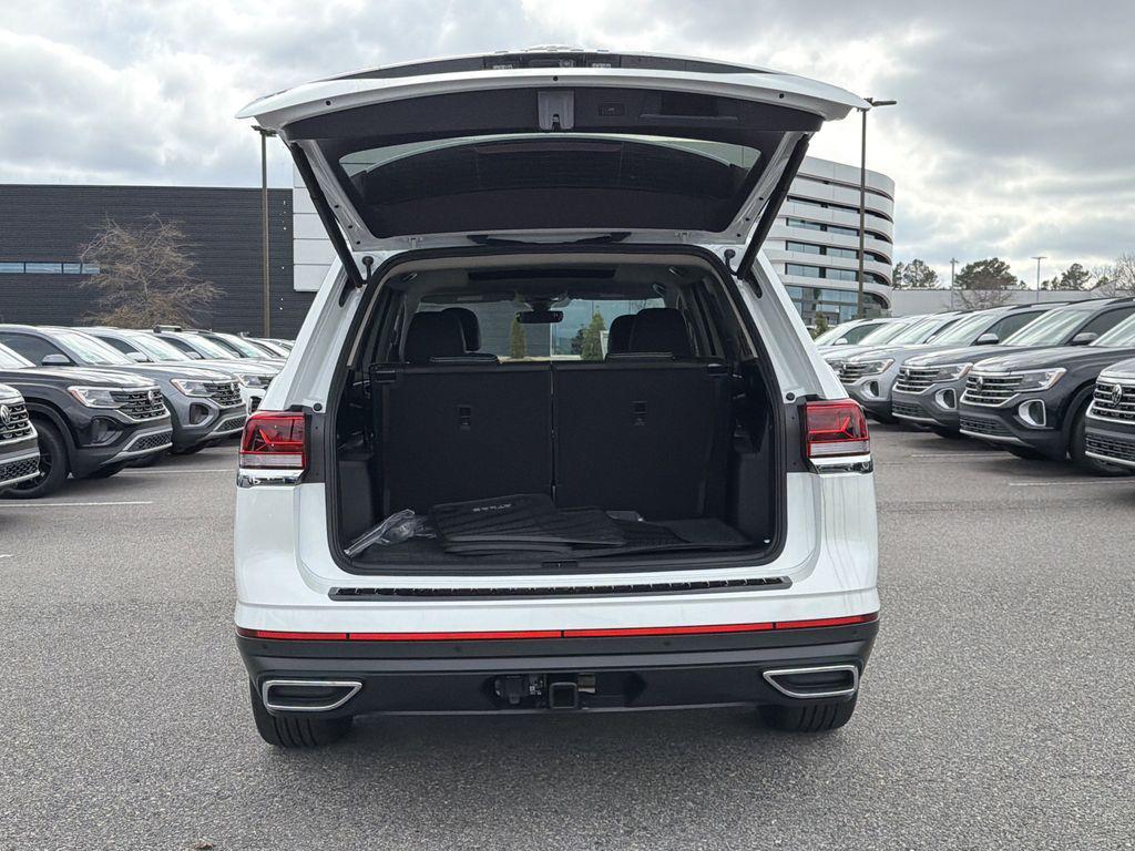 new 2026 Volkswagen Atlas car, priced at $47,220