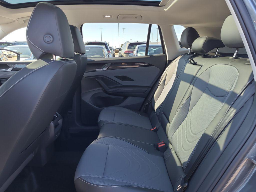 new 2026 Volkswagen Tiguan car, priced at $35,911