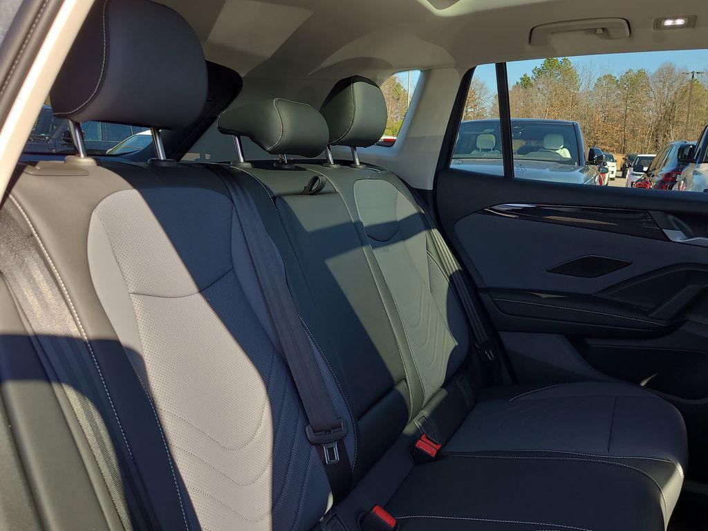 new 2026 Volkswagen Tiguan car, priced at $35,911