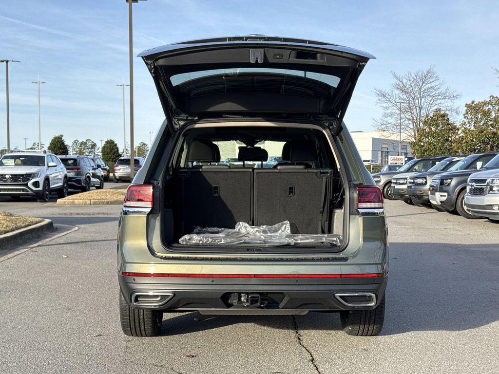 new 2026 Volkswagen Atlas car, priced at $46,185