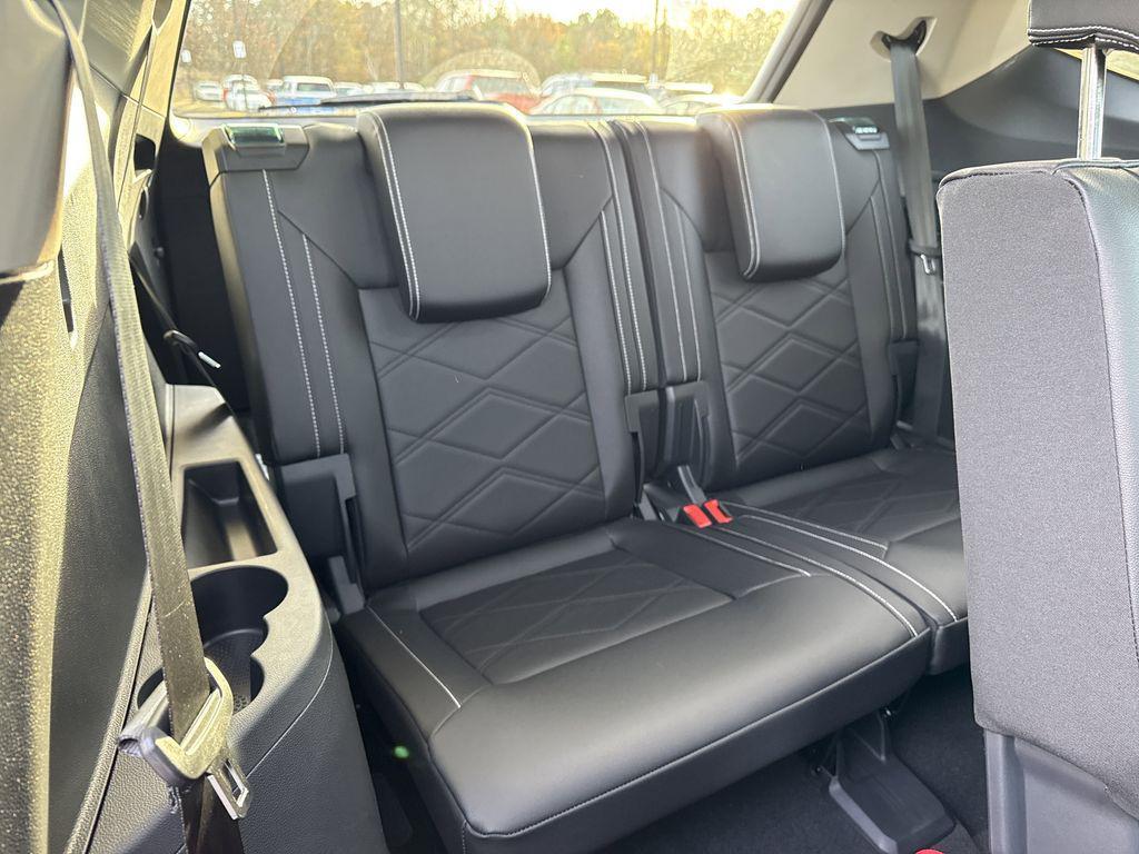 new 2026 Volkswagen Atlas car, priced at $46,185