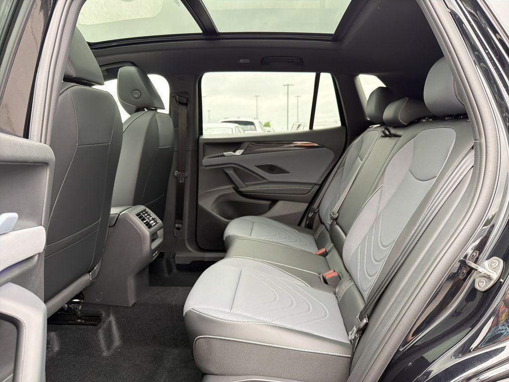 new 2026 Volkswagen Tiguan car, priced at $38,403