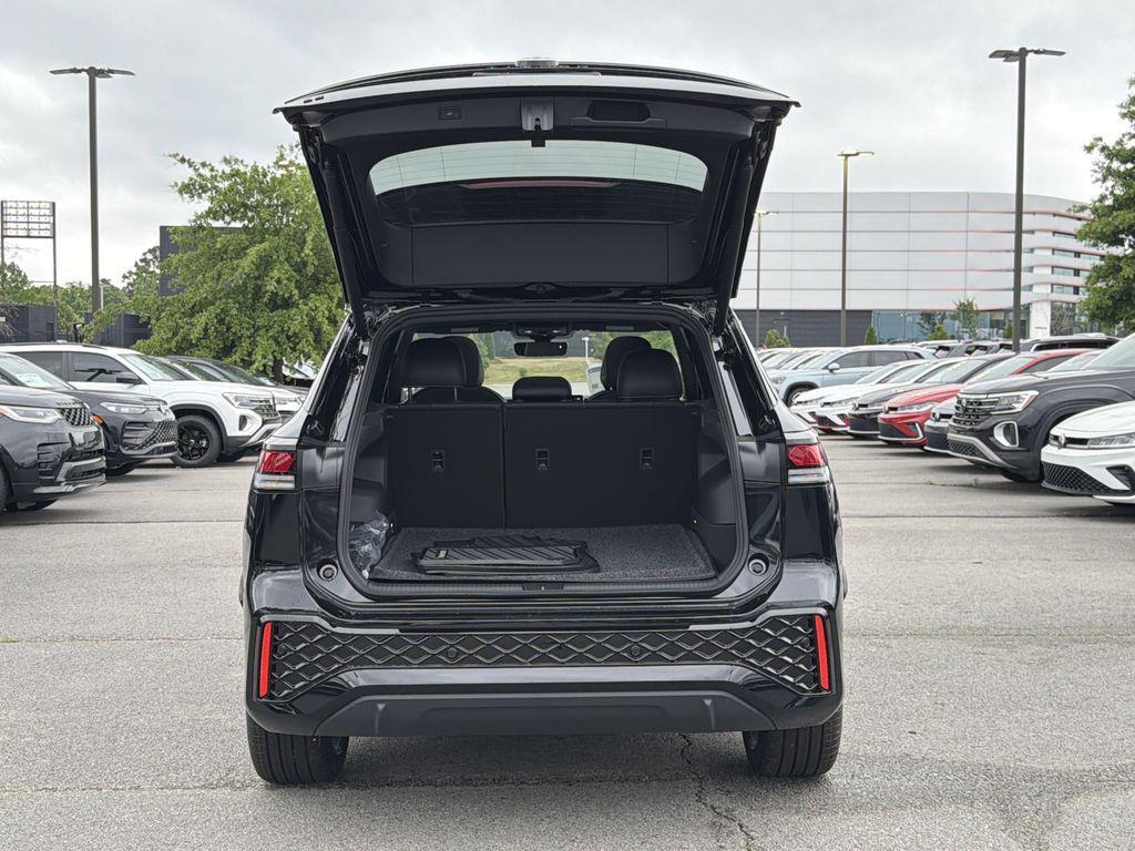 new 2026 Volkswagen Tiguan car, priced at $38,403