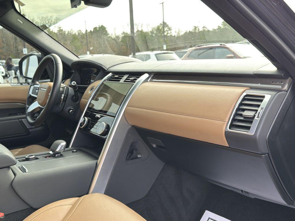 used 2024 Land Rover Discovery car, priced at $45,500