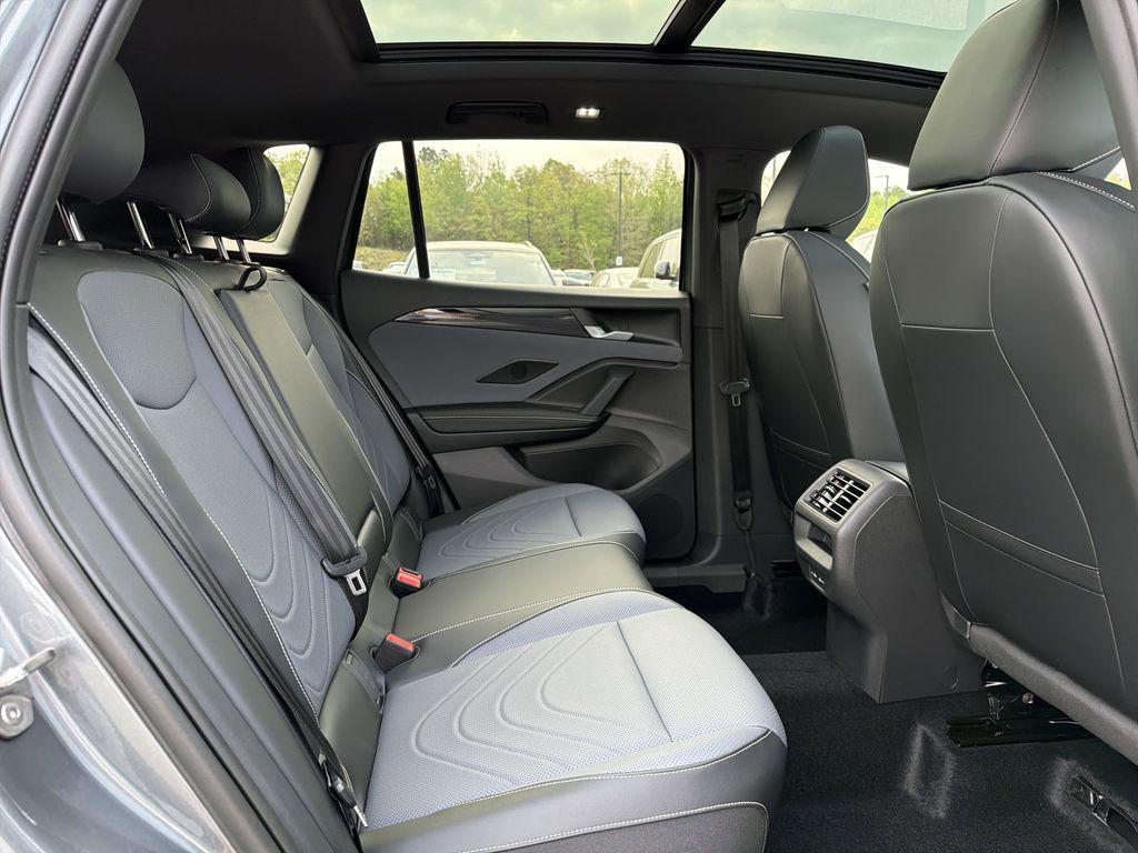new 2026 Volkswagen Tiguan car, priced at $38,403