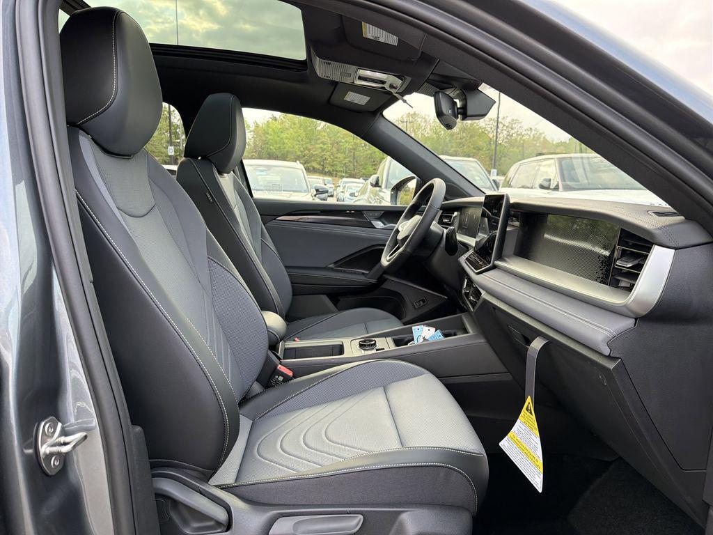 new 2026 Volkswagen Tiguan car, priced at $38,403