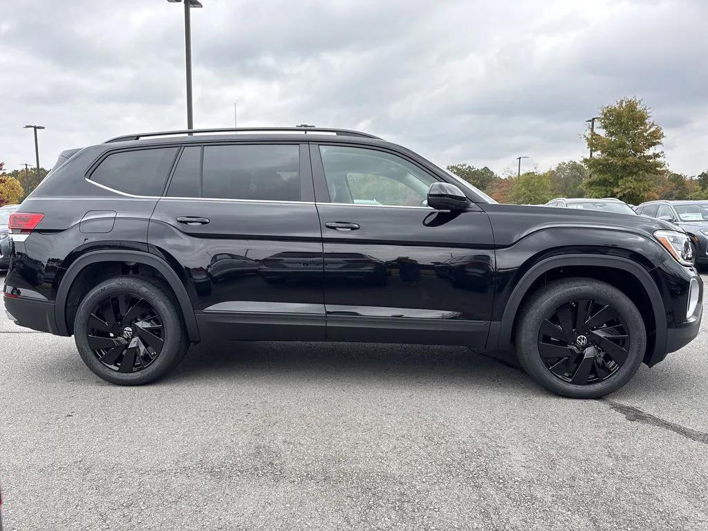 new 2026 Volkswagen Atlas car, priced at $48,000