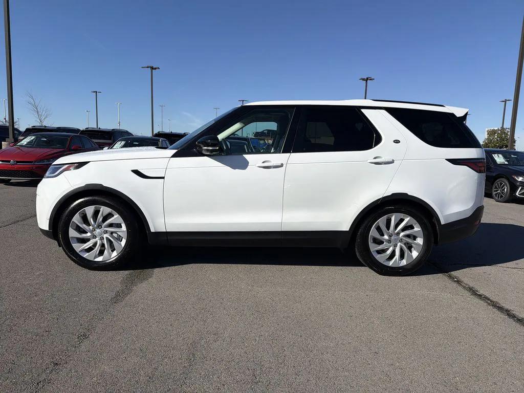 used 2024 Land Rover Discovery car, priced at $29,350