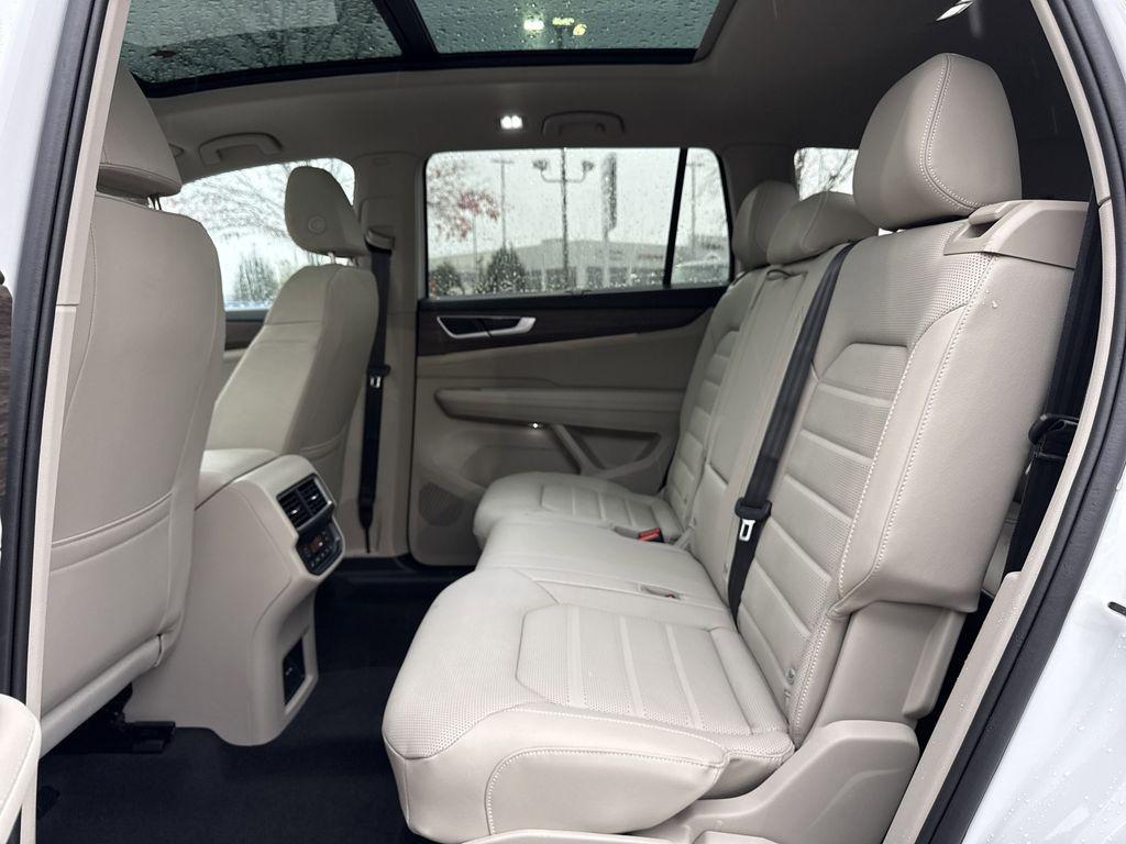 new 2026 Volkswagen Atlas car, priced at $50,773