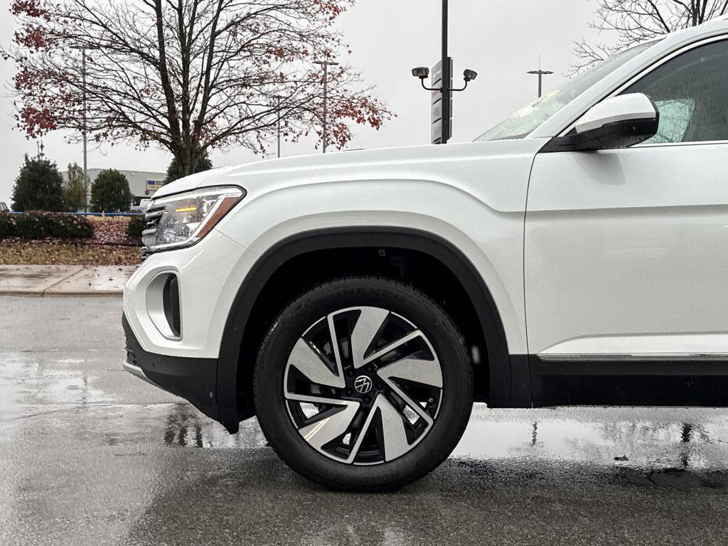 new 2026 Volkswagen Atlas car, priced at $50,773