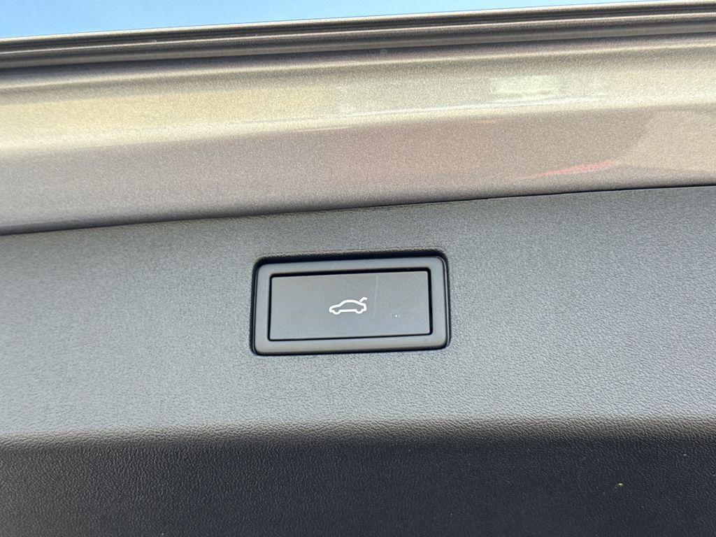 new 2026 Volkswagen Tiguan car, priced at $34,310