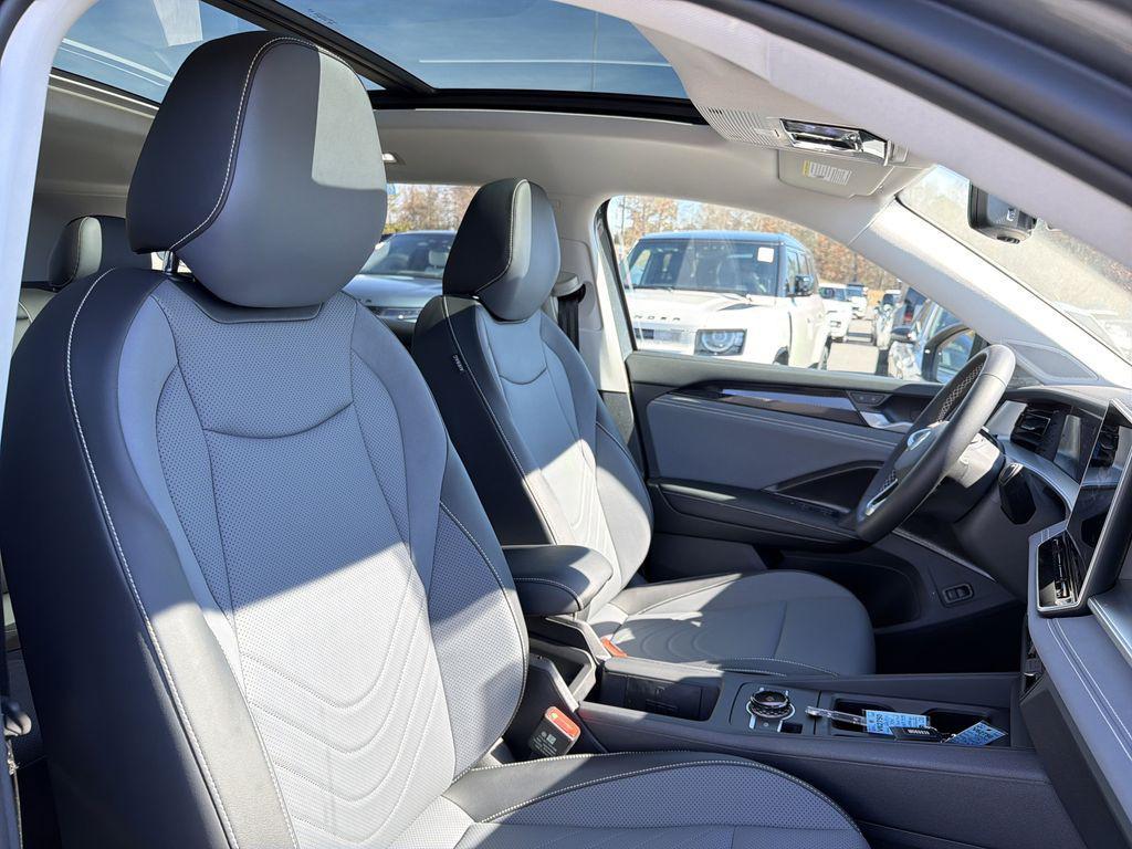 new 2026 Volkswagen Tiguan car, priced at $35,911