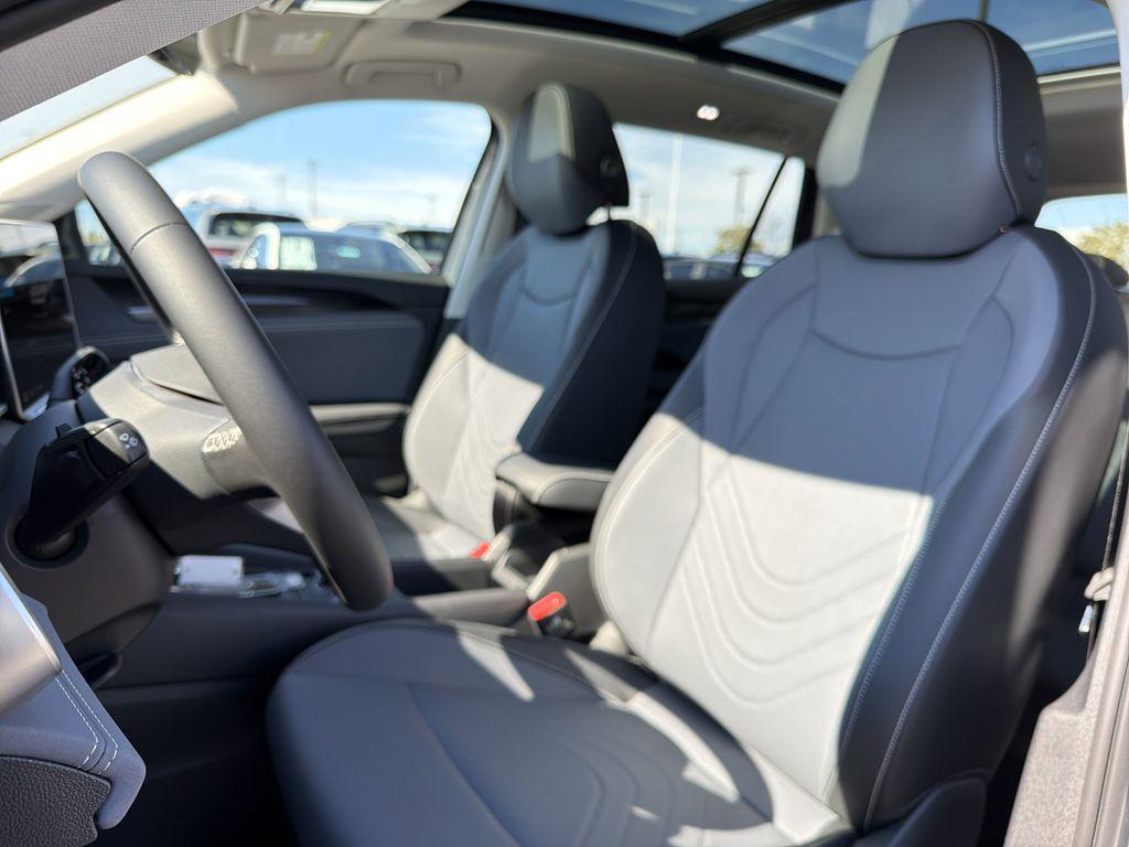 new 2026 Volkswagen Tiguan car, priced at $35,911